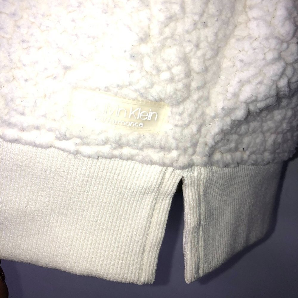 đ
șCALVIN Klein Sherpa Teddy Crewneck Sweater XL - Picture 4 of 9